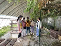 千方百计拓岗位，攻坚克难促就业