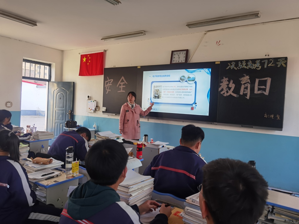 bd9677f3cfe64c77bfd1734dcff664ba.jpg bd9677f3cfe64c77bfd1734dcff664ba.jpg