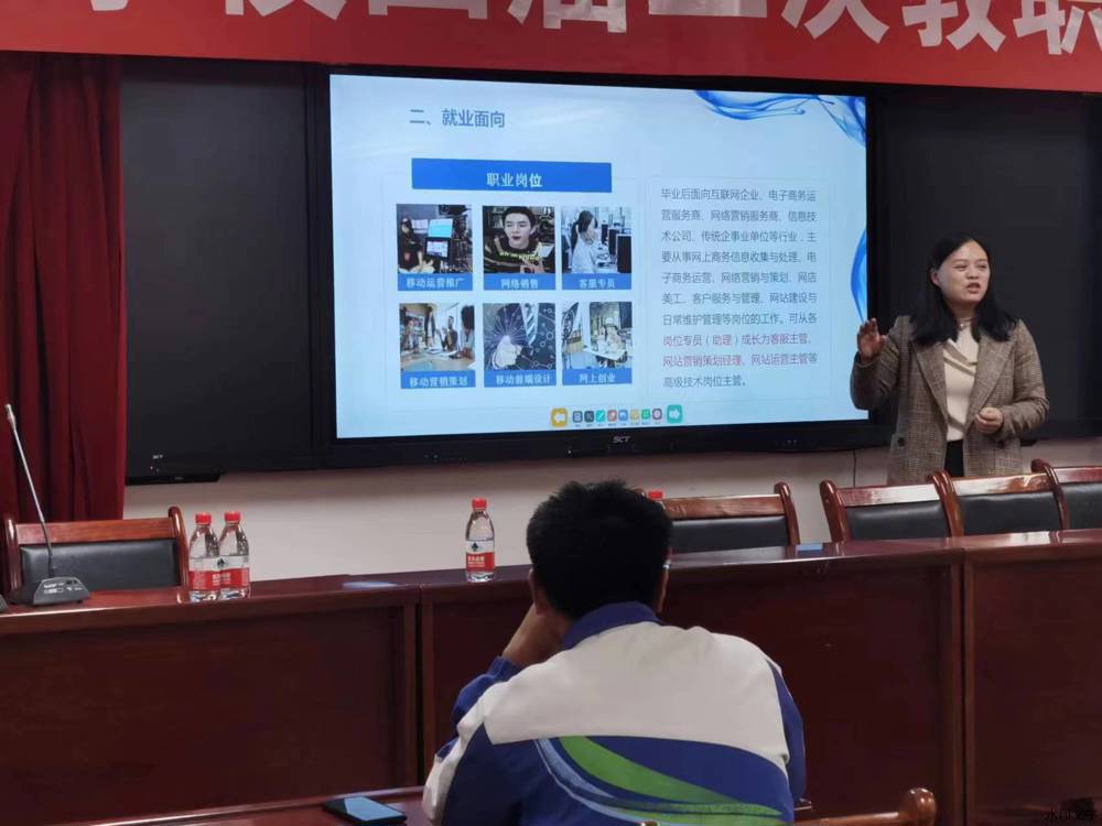 40fc758dc39f486aba14a83af129ab94.jpg 40fc758dc39f486aba14a83af129ab94.jpg