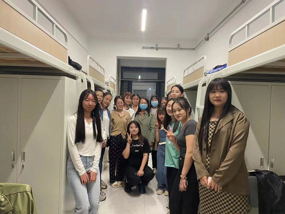 b55f0644f140499cada20f65b4c4574e.jpg b55f0644f140499cada20f65b4c4574e.jpg