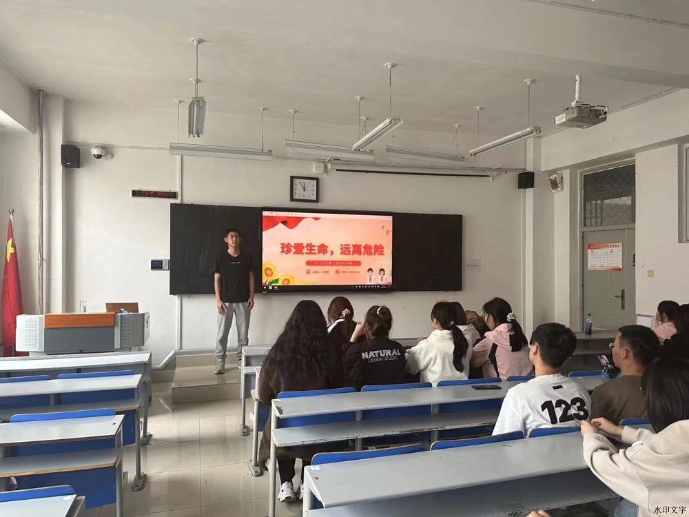 5698bc7cdb044c24bbc276d5a4fd9f4