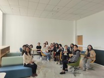 经济管理系组织教职工校园参观活动