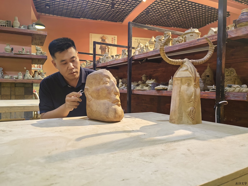 4cab37c3b64240e9be98d26830fd48a3.jpg 4cab37c3b64240e9be98d26830fd48a3.jpg