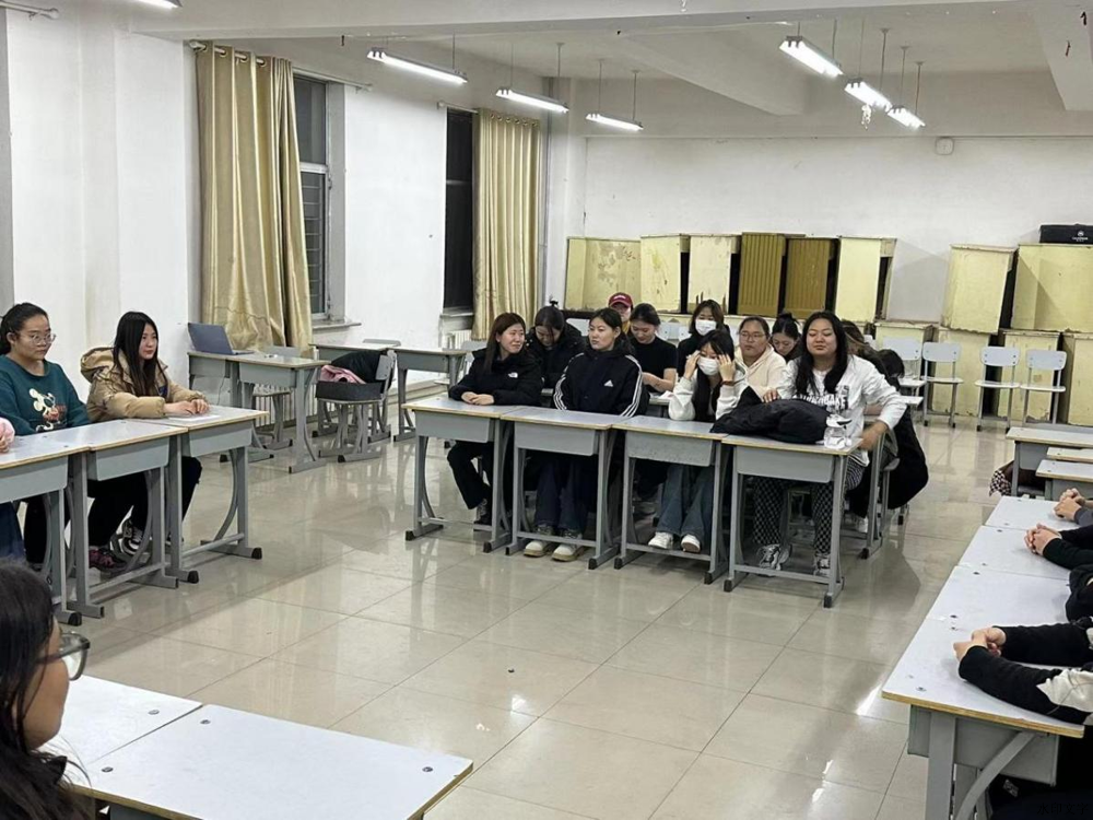 903b1380f3934b0e8f89501f8edb9bdf.png 903b1380f3934b0e8f89501f8edb9bdf.png