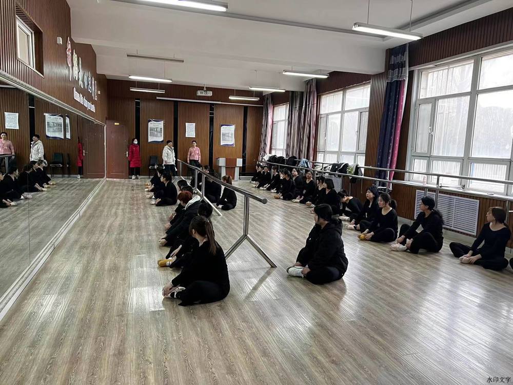 4f4cd831ec6c4be28bb1169c04c1d440.jpg 4f4cd831ec6c4be28bb1169c04c1d440.jpg