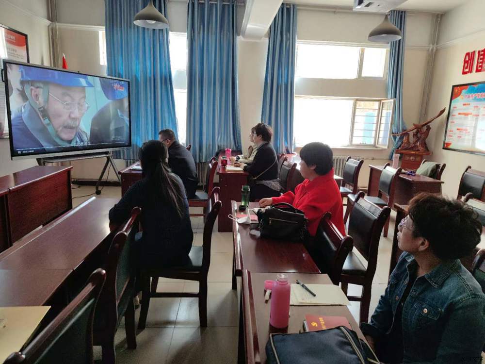 ae7f03cf3d8041658c86ec39f05be26d.jpg ae7f03cf3d8041658c86ec39f05be26d.jpg