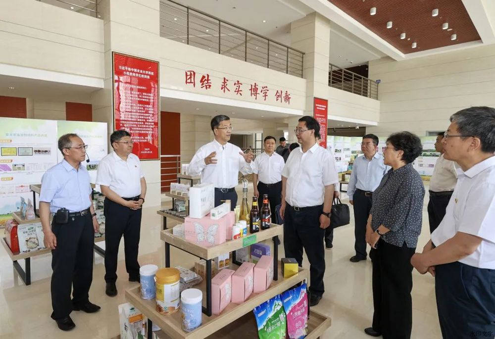 9d2b36257d5845d39c7c9b430aeca823.jpg 9d2b36257d5845d39c7c9b430aeca823.jpg