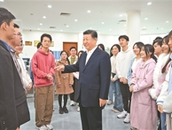 习近平考察澳门科技大学