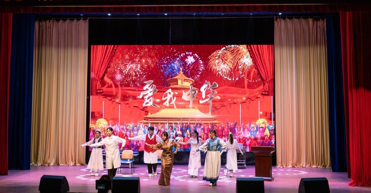 乌海职业技术学院举办“大思政课”主题展演 绘就家国校“同心圆”